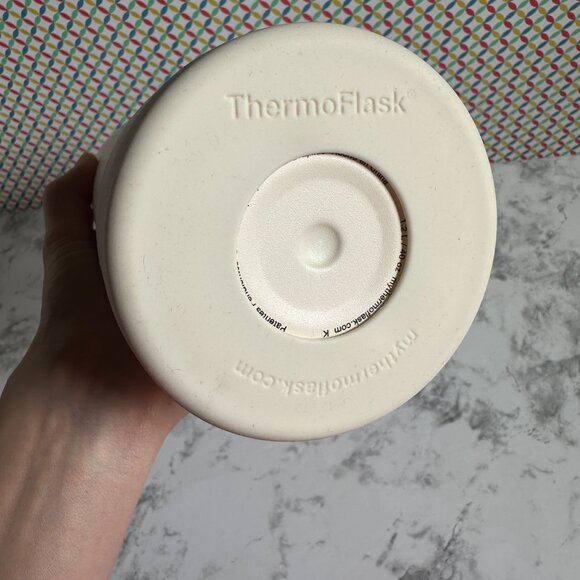 ThermoFlask DoubleWall Vacuum Insulated Stainless Steel Water Bottle 40oz - Picture 10 of 13